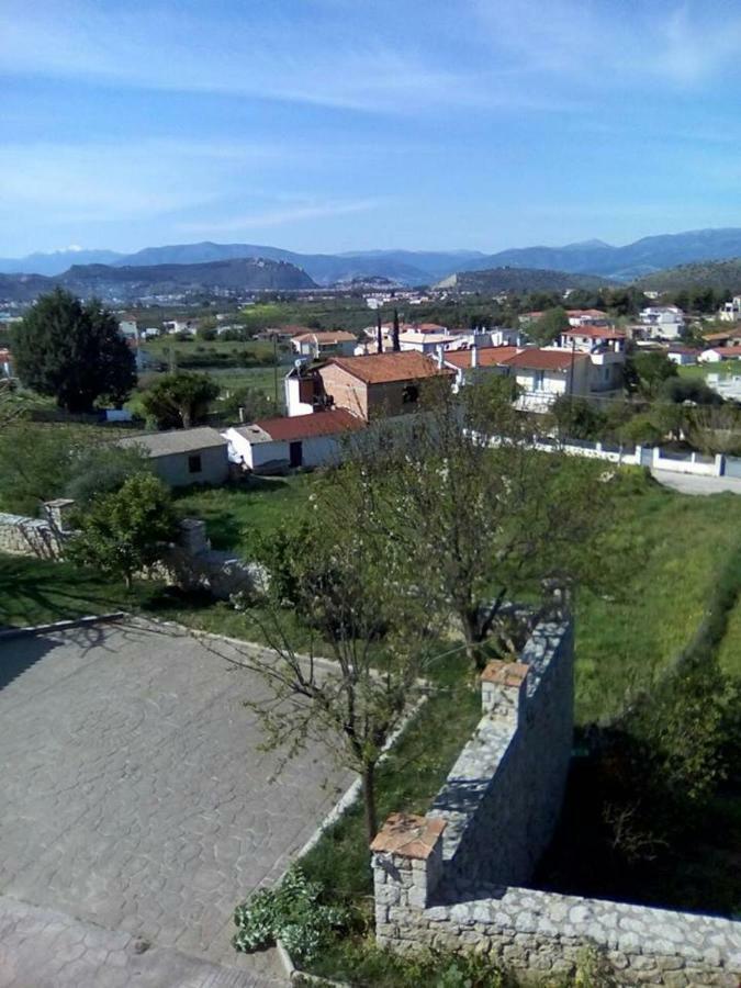 Aggelo 4 Bedroom Apartment Nafplio